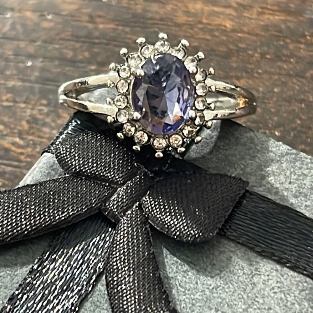 Women's Purple Zircon Ring Faux Diamonds Silver Tone Fashion Ring Sz 8 Glam NEW